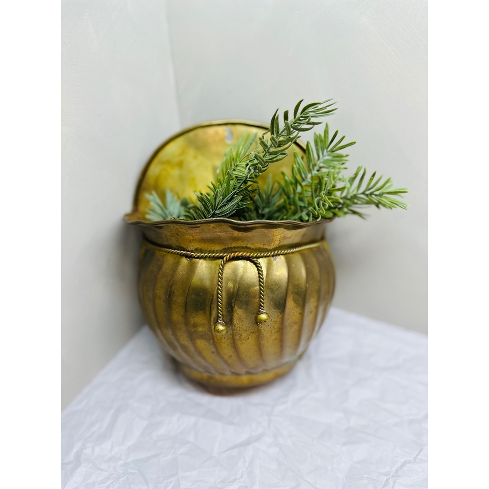 Vintage Solid Brass Wall Pocket Planter Fluted Scalloped Hanging Vase Decor